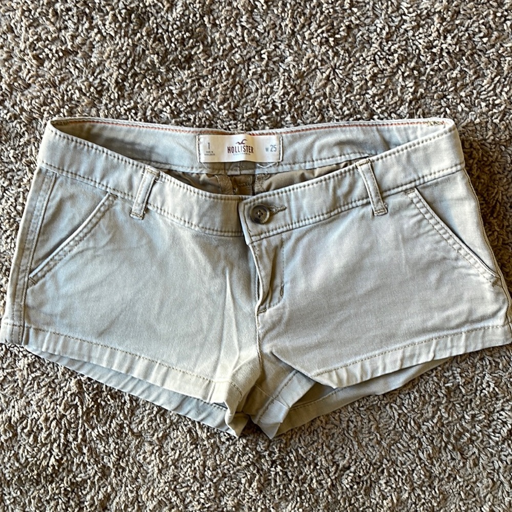 Hollister Khaki Shorts
